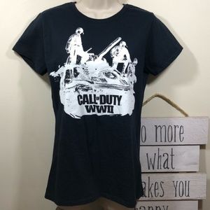 Call of Duty WW2 Women’s XL T-shirt NWOT